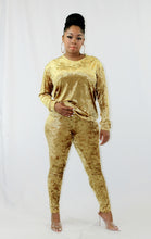 Load image into Gallery viewer, Goldie Velvet Set
